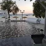 Ostria & Alikí