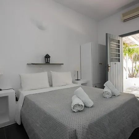 Ostria & 4* Aliki (Paros)