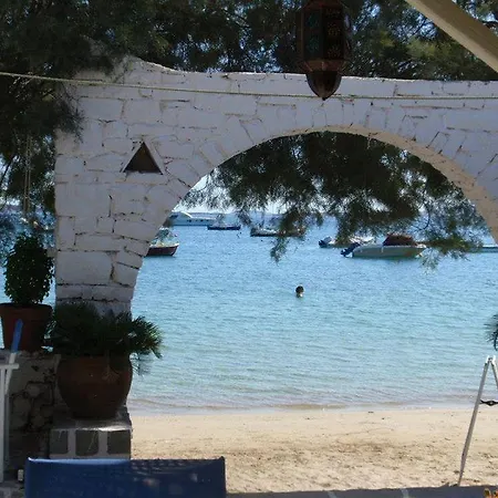 Ostria & Aliki (Paros)