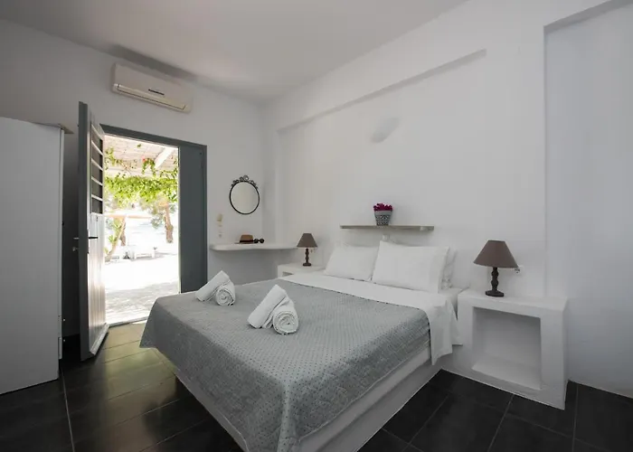 Apart-hotel Ostria & Alikí