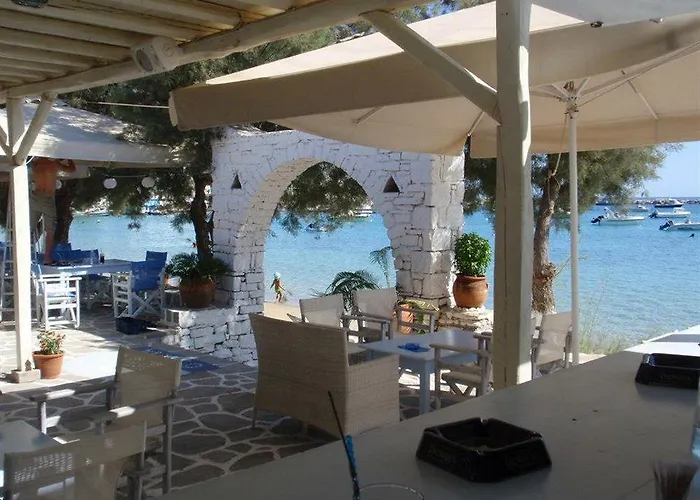 Apart-hotel Ostria & Alikí