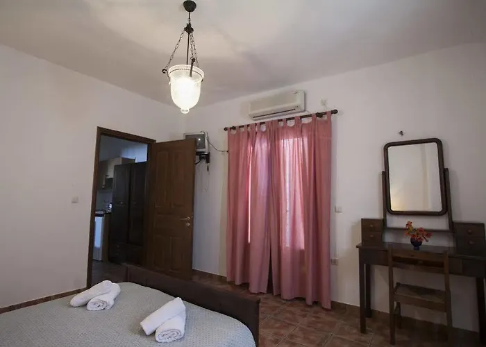 Apart-hotel Ostria & 4*